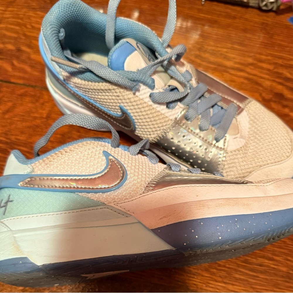 Nike Kids Light Blue and White Sneakers